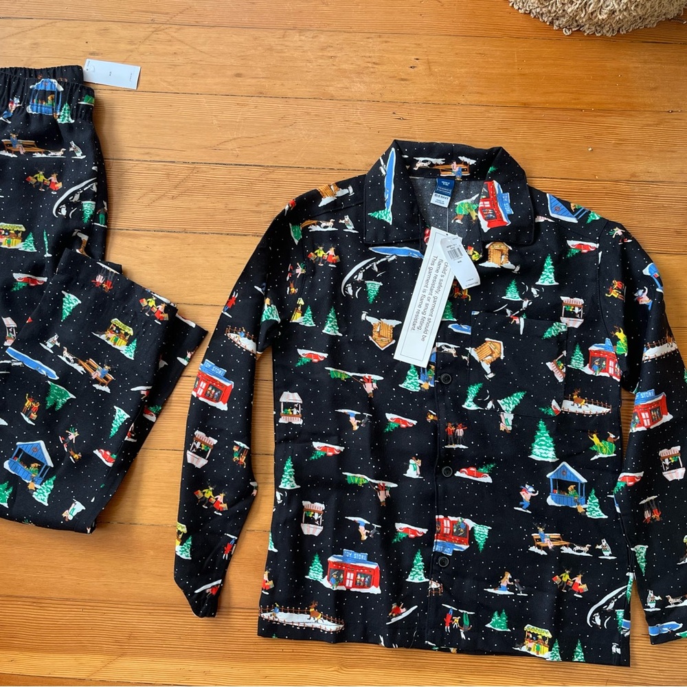 Old Navy Christmas Pajama Set